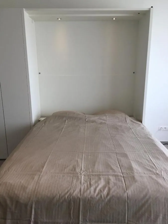 Penthouse Seafront Apartment Ostend